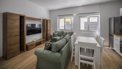 Apartamento centro ciudad patio cuarenta BAJO - Foto 1