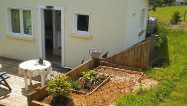 Het rustige huisje in de velden met wifi , leidingwater,enz - Photo 3, Garden, Garden view