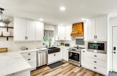 15 Mi to Downtown Sioux Falls Gem with Yard! - Foto 8