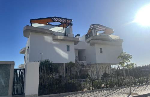 Luxury Sea View Penthouse by United Renters - Foto 49