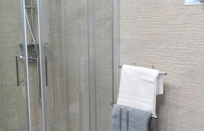 Scenic and Sunny Apartments With Sea View and Balcony - Foto 22