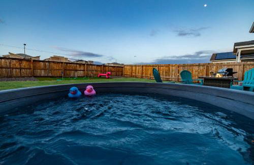 Near Airport, 3BR, Stock Tank Pool, Mini-Golf, Game Rm - Foto 34