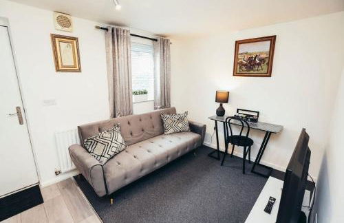Snug 1 Bed Apartment in Derbyshire with Free Parking - Foto 6