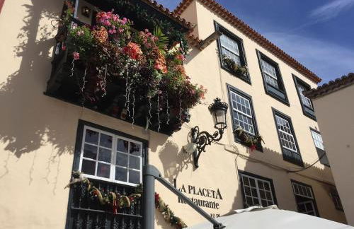 Spacious characterful villa with spectacular views in quiet rural setting. - Foto 62