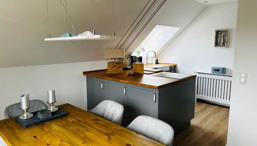 Große deluxe Ferienwohnung mit Balkon, 2 SZ und nur 300m zum Strand - Foto 2