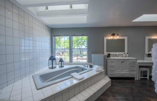 Hilltop Oasis - Foto 8