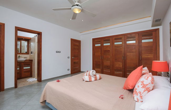 Aligio Aparthotel Beachfront - Foto 16