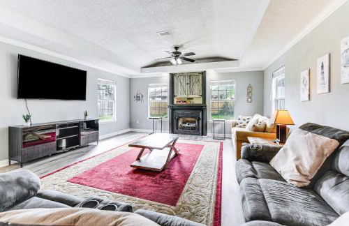 Fort Walton Beach Home with Grill 4 Mi to Beach! - Foto 1