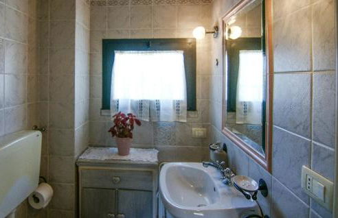 Awesome Home In Querceta With Wifi - Foto 16