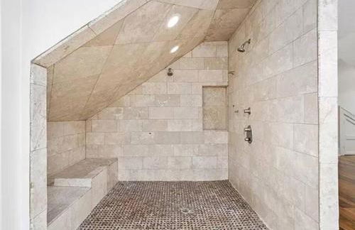 The Gator Manor – 6 Bedrooms Walk to UF / Stadium - Foto 23