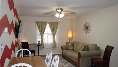 Hidden Ruby-Apartment with Kitchen and Laundry - Foto 3