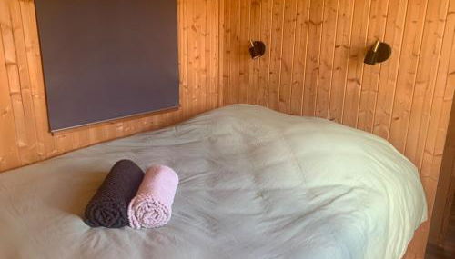 La Feuille - Cabane isolée avec vue sur étang, terrasse privée & pêche - Foto 3