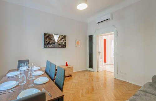 Velvet & Marble - Stylish Luxury City Center Apartment - Photo 23