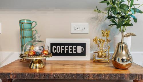 Chic Oasis Game Room Near Base - Foto 3