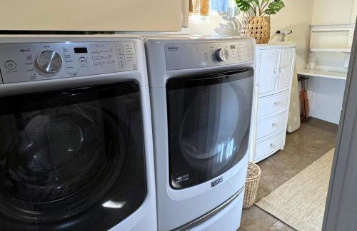 Charming Geneva Cottage Walk 4 Blks to Downtown - Foto 50