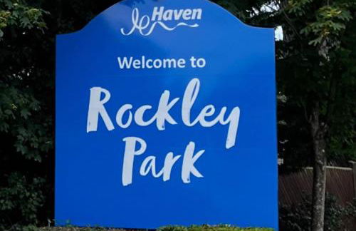 Rockley Park Poole caravan-3Bed-On site Activities - Photo 8