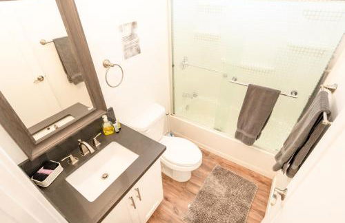 Modern Furnished 1-Bedroom with Free Parking in Koreatown close to DT LA - Foto 17