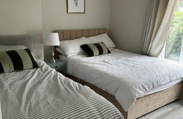 Luxury 3 Bed House - 10 min walk from Dartford Town Centre - Fully Refurbished - Photo 19