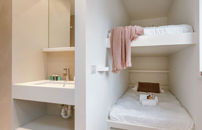 Modern Apartment With Terraces and Parking - Photo 6