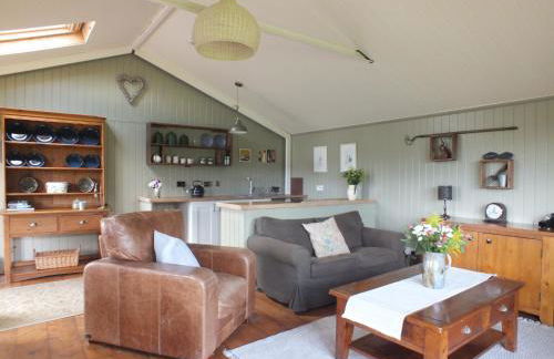 The Potting Shed And The Garden Shed Self Catering - Photo 13