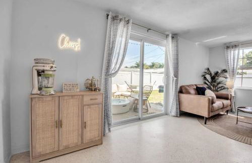 Luxury Vacation Home in Madeira Beach Family and Pet Friendly - Foto 40