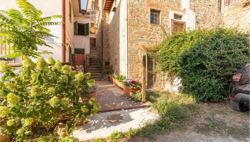 2 Bedroom Beautiful Home In Marliana - Foto 2