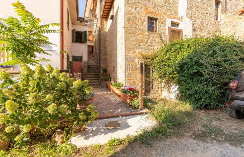 2 Bedroom Beautiful Home In Marliana - Foto 2