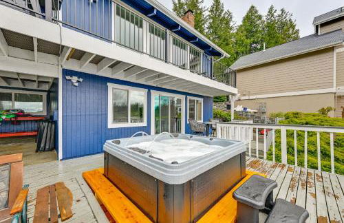 Lakeside Lacey Gem with Sauna and Private Dock - Foto 40