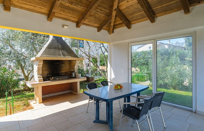 Cosy Apartment With Fenced Garden - Foto 15