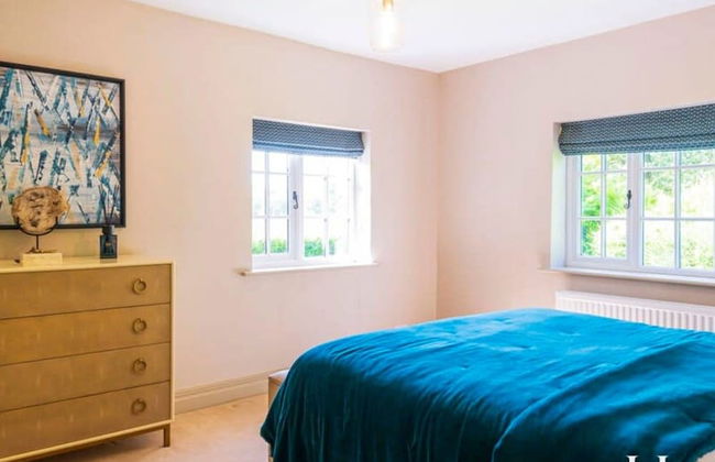 Luxurious 4 Bedroom Vineyard Villa Stanlake Park - Foto 21