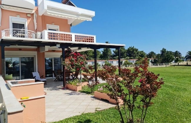 Stunning Beachfront Villa for Rent - Foto 1