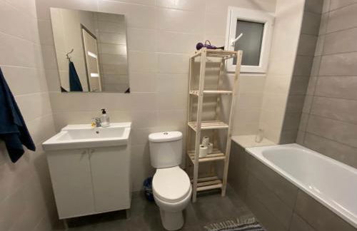 Cozy Apartment with balcony - Foto 9