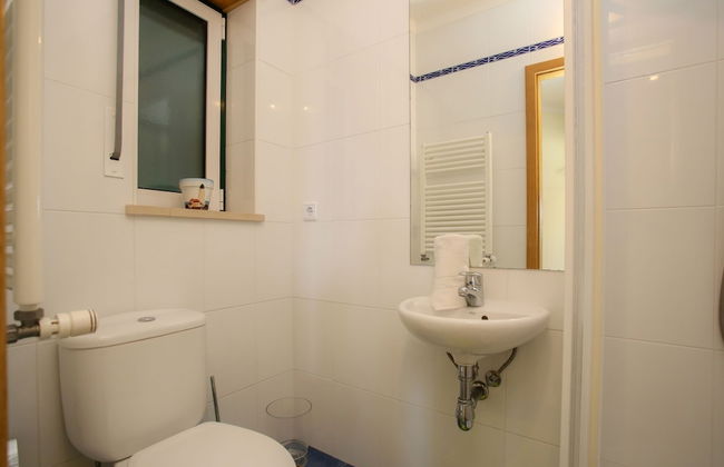 Atlantic Ocean Pool Apartment - Photo 43