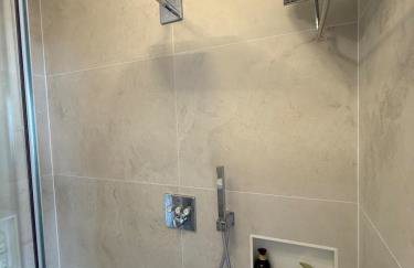 Newly renovated apartment with air conditioner in Neuilly-sur -Seine - Foto 12