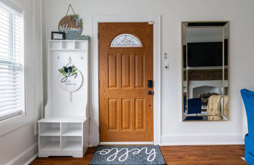 Luxury Short and Midterm Hyde Park Getaway - Photo 28