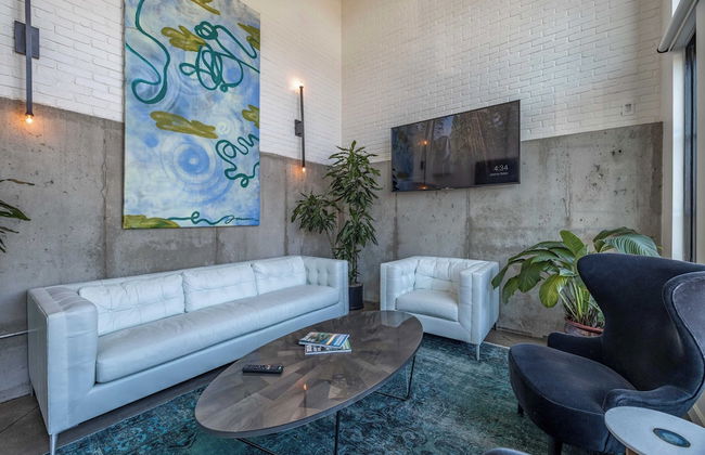 121 Hotel Floor 1 & 2 by Avantstay Sleeps 34, 10 Units in Nashville - Foto 8