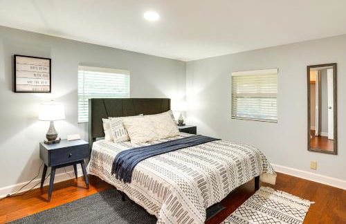 Lakefront Home with Screened Porches in Frostproof! - Photo 11