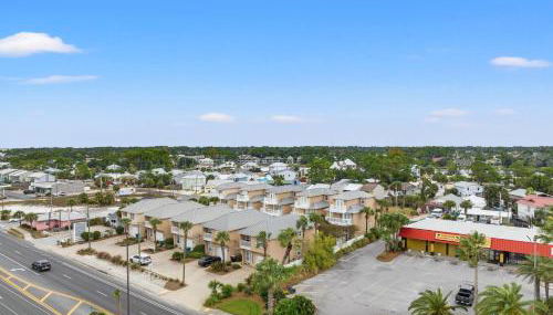 Escape to Sand Dollar Holler: Coastal Retreat, 3 Beds, 2.5 Baths, Sleeps 10! - Foto 4