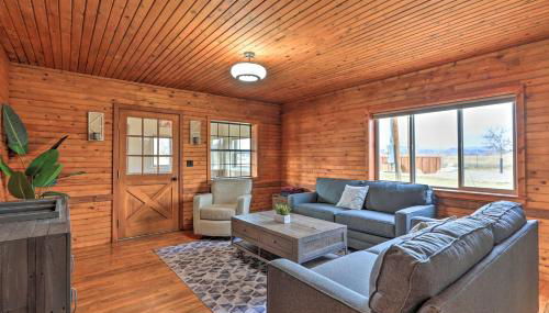 Secluded Cabin with Hot Tub, Game Room and Views! - Foto 5