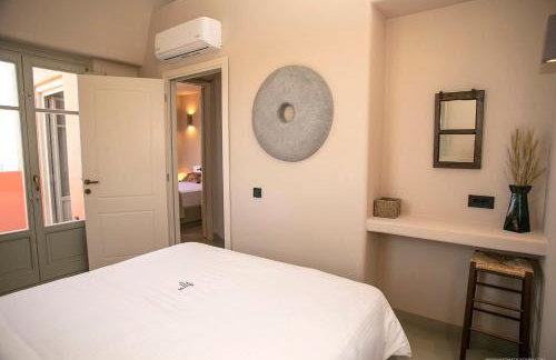 Superior Santorini Villa 2 Bedroom Villa Private Jetted Pool & Amazing Sea - Photo 26