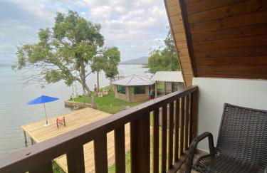 Chalé na beira da lagoa com vista - Photo 4