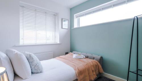 Coop Live Arena & Etihad Stadium 4Bedroom Townhouse with Free Parking - Foto 4