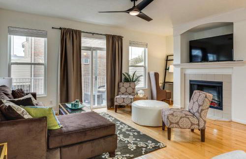 1 Mi to Dtwn Cincinnati Spacious Townhome with Deck - Foto 1