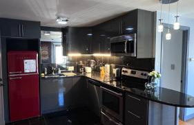 High-end 1BR, 2nd floor, near T, free parking - Foto 6