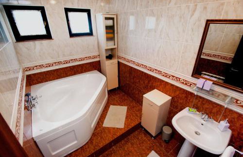 Family friendly house with a swimming pool Pozorac, Trogir - 10317 - Foto 22