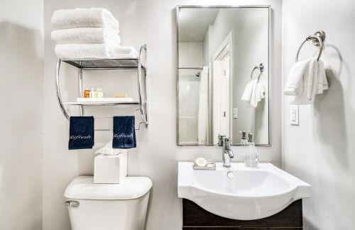 CozySuites Music Row Spacious 2BR with free parking 01 - Foto 30