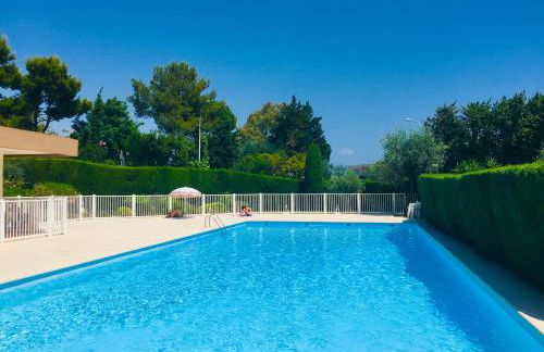 Oasis Méditerranéen Piscine & Parking Calme absolu - Photo 1