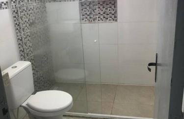 Casa com piscina, grande e espaçosa no Condomínio dos Pássaros - Foto 2