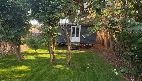 Shepherds hut in Holywell Cambridgeshire - Foto 1