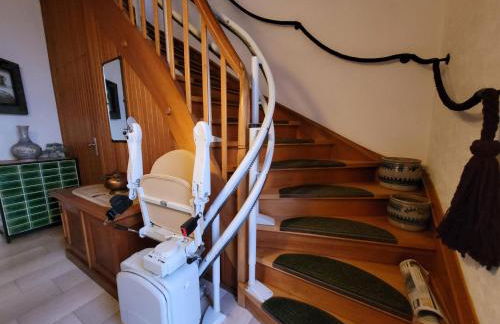 BAT Home Solutions Trier-Euren - alles was ein Hotel nicht bietet - 10 Min zur Altstadt - 98 qm Scheune für 9 Personen mit Sternenhimmel, Wintergarten, Grill und Kino - barrierefrei dank Lift & Auffahrt - Foto 15